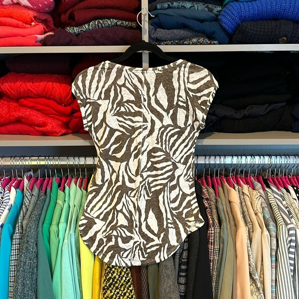 Loft brown and white zebra print sweater top - Picture 3 of 3
